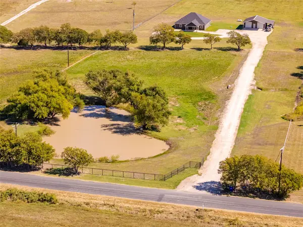 3530 Southmayd Road, Whitesboro, TX 76273