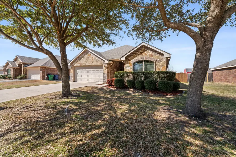 205 Commonwealth Circle, Waxahachie, TX 75165 - #3