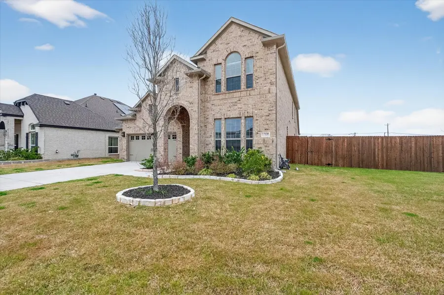 1830 Silver Birch Road, Waxahachie, TX 75165 - #2