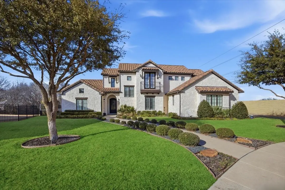 8500 Tierra Court, Benbrook, TX 76126 - #1