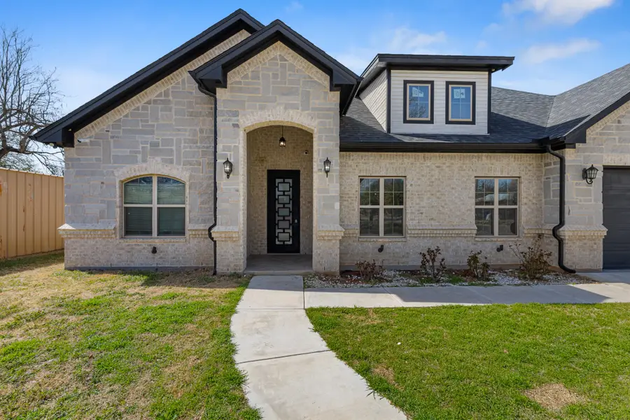 909 1st Street, Bridgeport, TX 76426 - #2