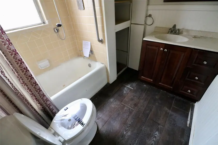 2332 Simpson Street, Paris, TX 75460 - #3