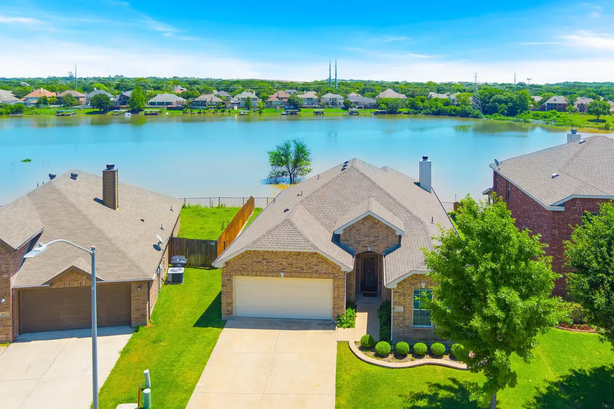 5541 Grenada Drive, Fort Worth, TX 76119 - #1