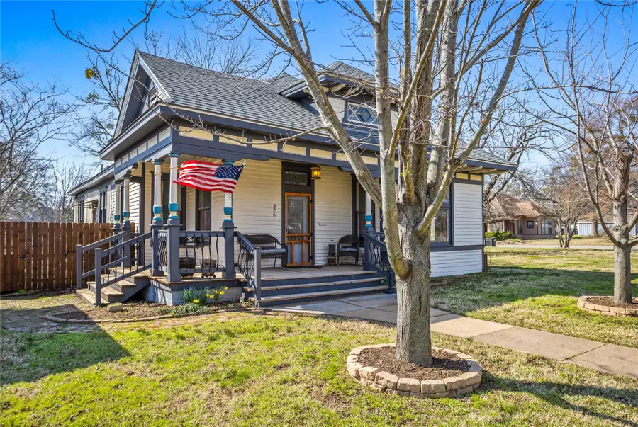 826 W Morton Street, Denison, TX 75020 - #2