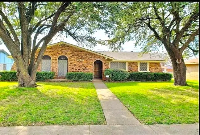 2752 Meadow Isle Lane, Dallas, TX 75237 - #1