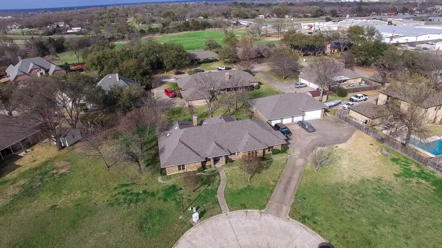 108 Heatherstone Circle, Kaufman, TX 75142 - #2