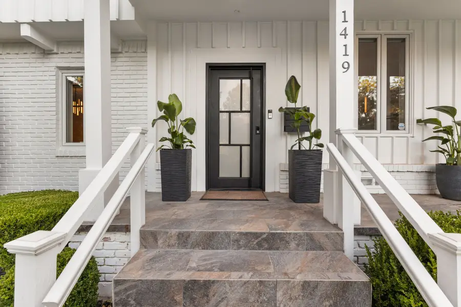 1419 Yakimo Drive, Dallas, TX 75208 - #2