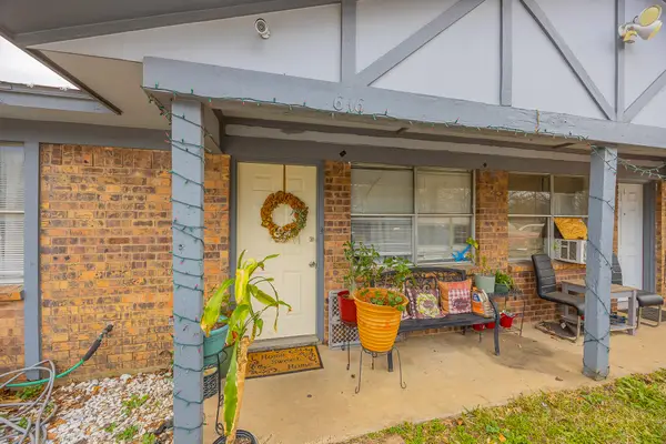 616 W Cedar, Arlington, TX 76011