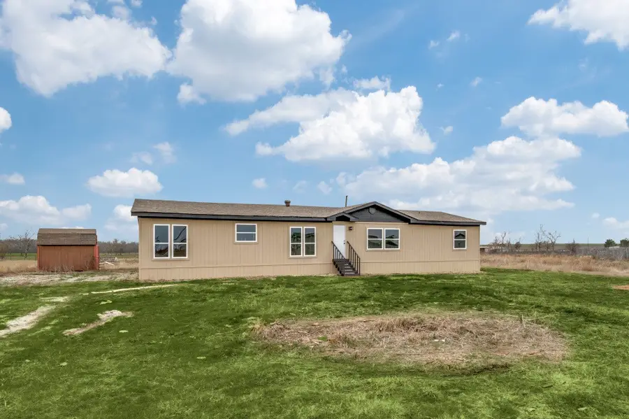 140 Terri Drive, Collinsville, TX 76233 - #2