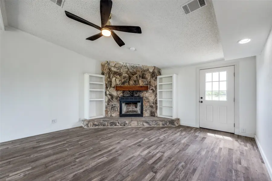 140 Terri Drive, Collinsville, TX 76233 - #3