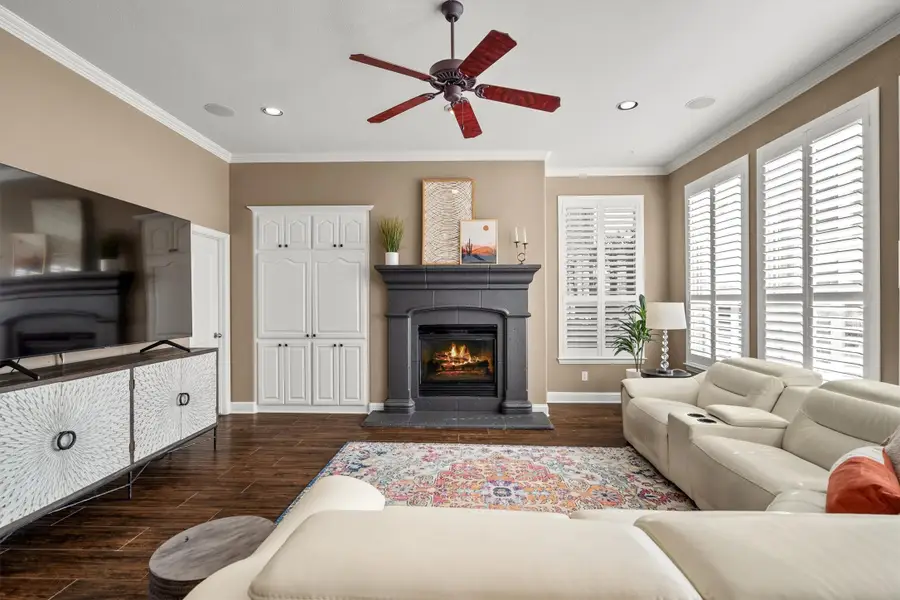 803 Shady Meadow Drive, Highland Village, TX 75077 - #2