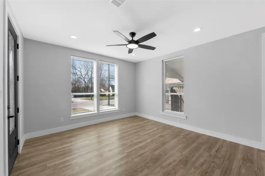 1510 S Lindsay, Gainesville, TX 76240 - #3