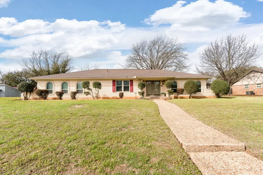 1002 Berkley Drive, Cleburne, TX 76033 - #2