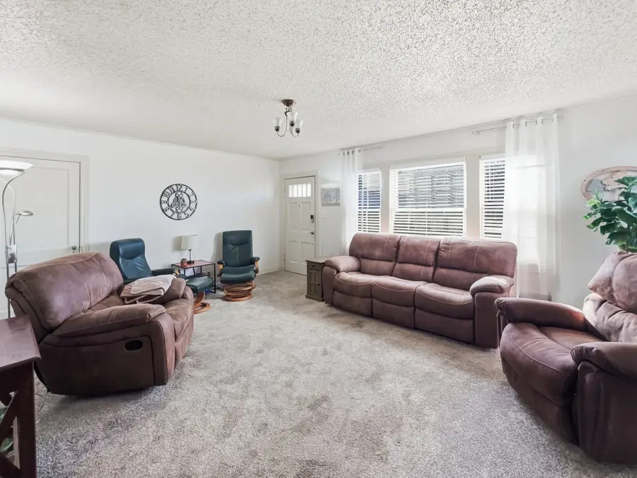 110 N Bouldin Street, Hamilton, TX 76531 - #2