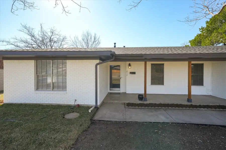 8117 Redwood Drive, Benbrook, TX 76116 - #2