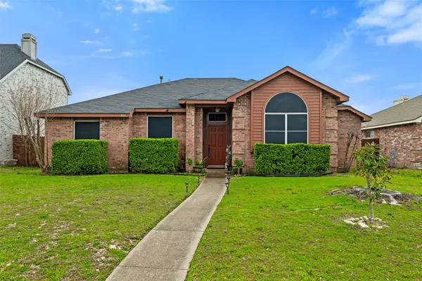 806 Bray Street, Cedar Hill, TX 75104