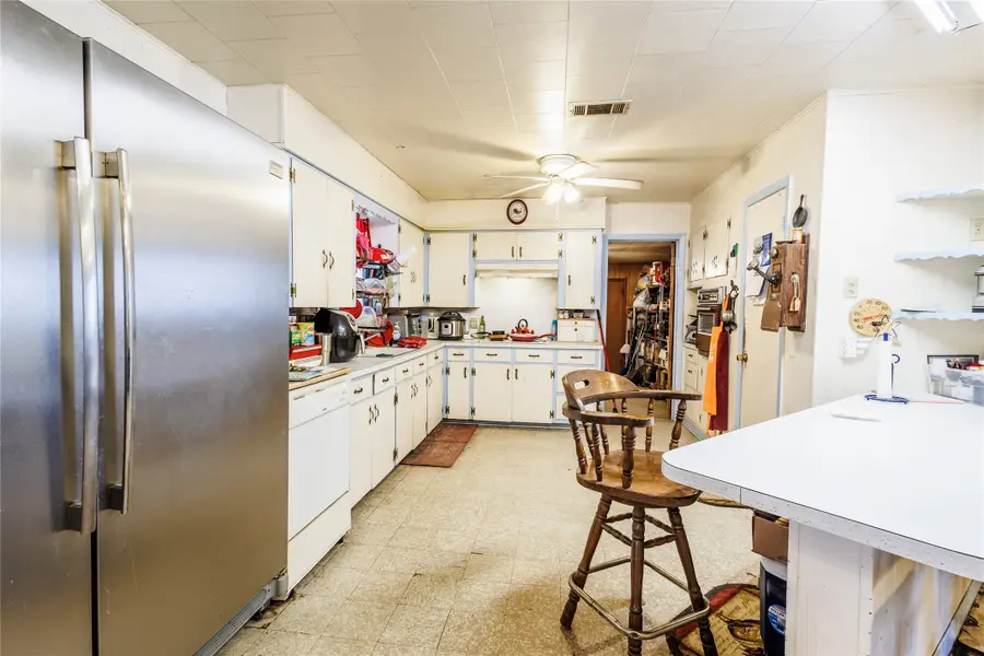 312 W Live Oak, Malone, TX 76660 - #3