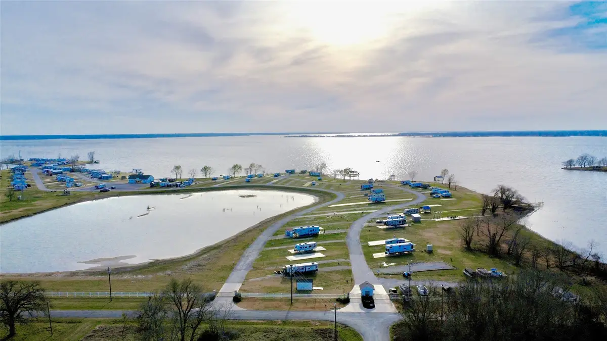 6084 Peninsula Road, Kerens, TX 75144 - #1