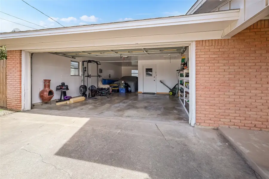 363 N Grafton Street, Dublin, TX 76446 - #2