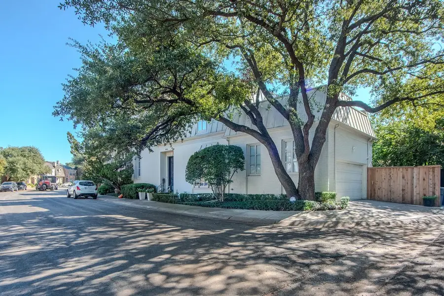 3802 S Versailles Avenue, Dallas, TX 75209 - #2