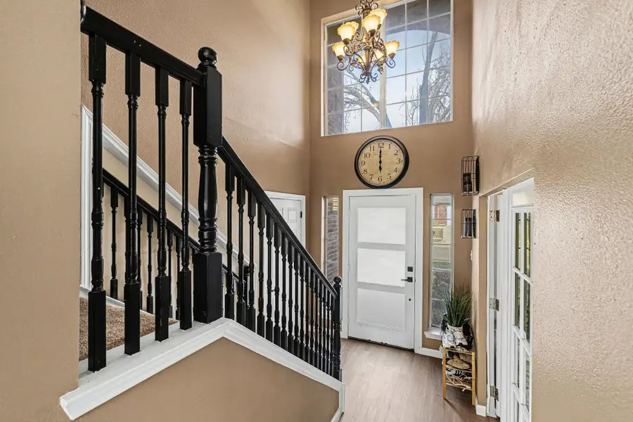 6715 Canyon Creek Drive, Arlington, TX 76001 - #3