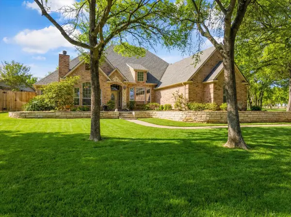 7711 Ravenswood Road, Granbury, TX 76049