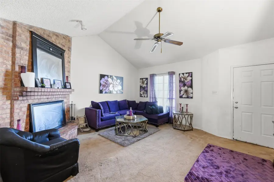 414 Amber Lane, Desoto, TX 75115 - #2