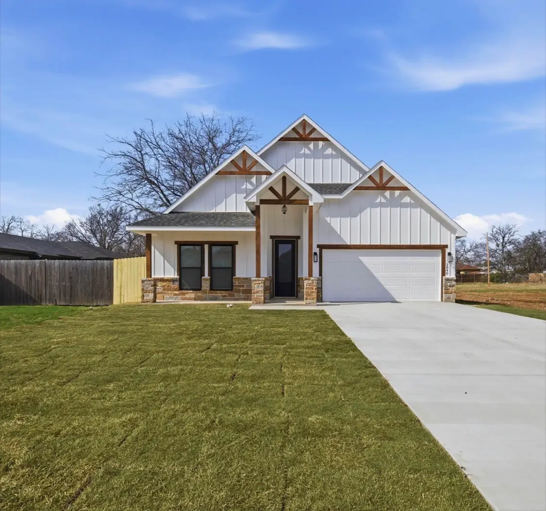 3840 Waldorf Street, Fort Worth, TX 76119 - #1