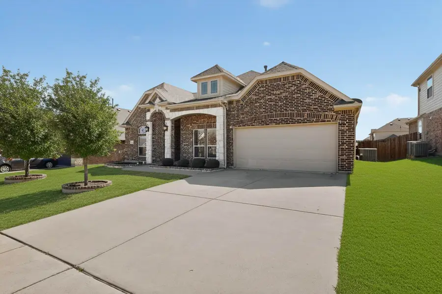 909 Foxtail Drive, Mansfield, TX 76063 - #3