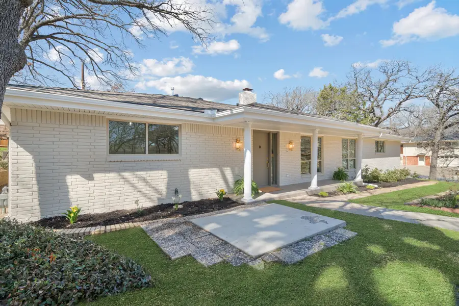 1306 Driftwood Drive, Euless, TX 76040 - #2