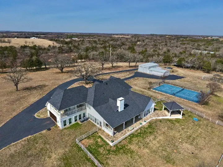 1073 Gordonville Road, Gordonville, TX 76245 - #2