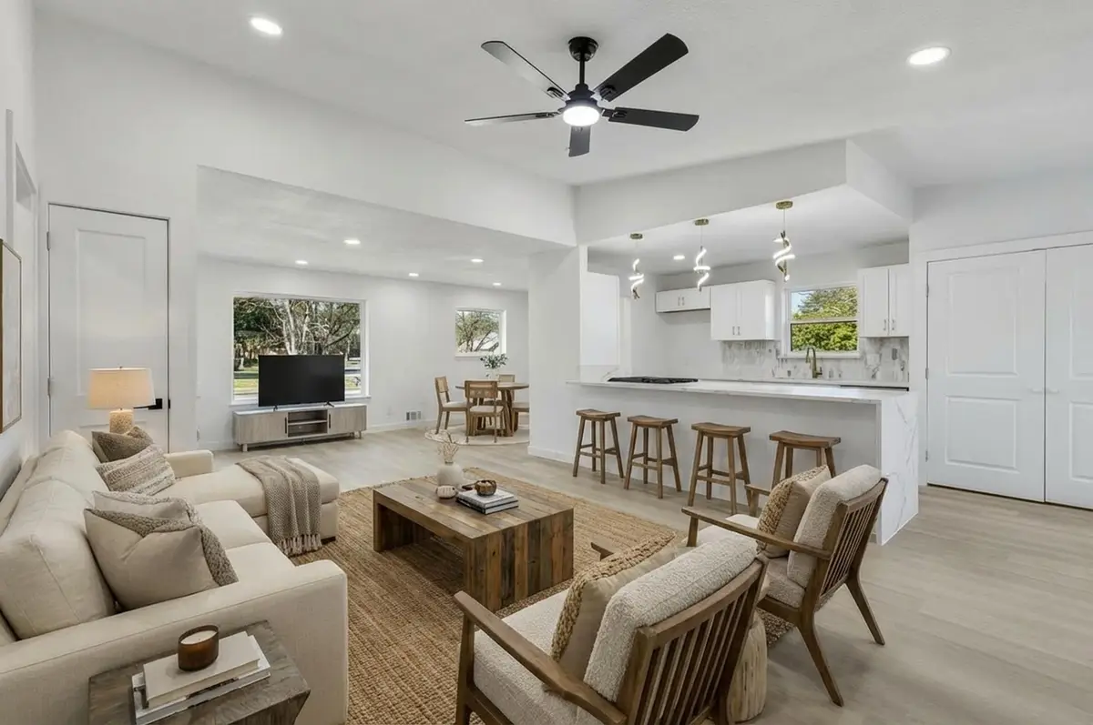 6858 Freemont Street, Dallas, TX 75231 - #1