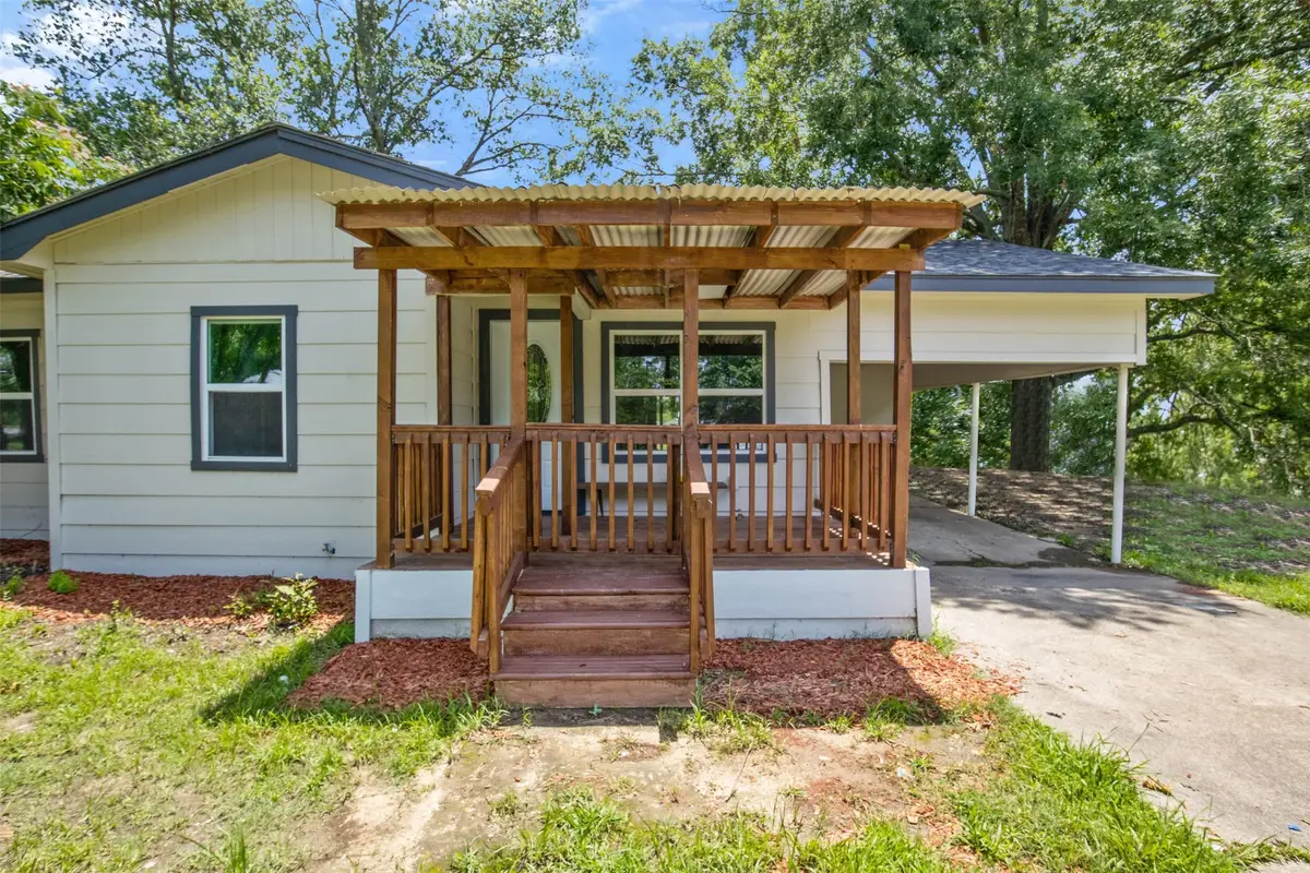 121 Circle Drive, Bogata, TX 75417 - #1