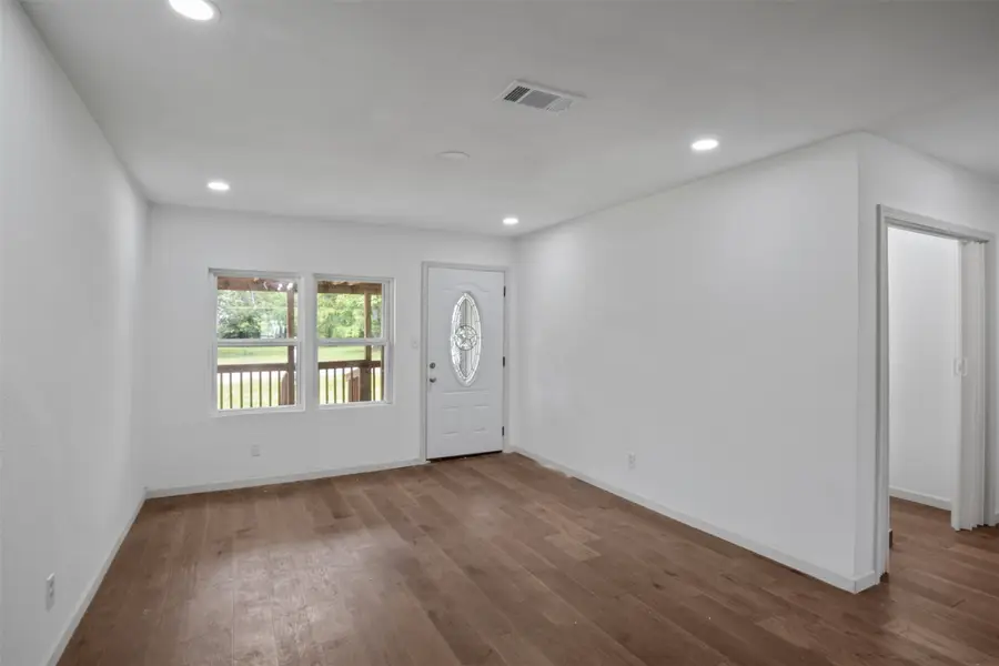 121 Circle Drive, Bogata, TX 75417 - #3