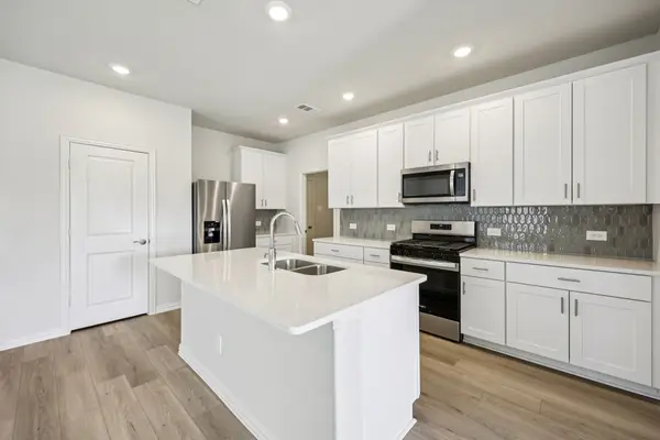 1207 Bridgewalk Drive, Princeton, TX 75071