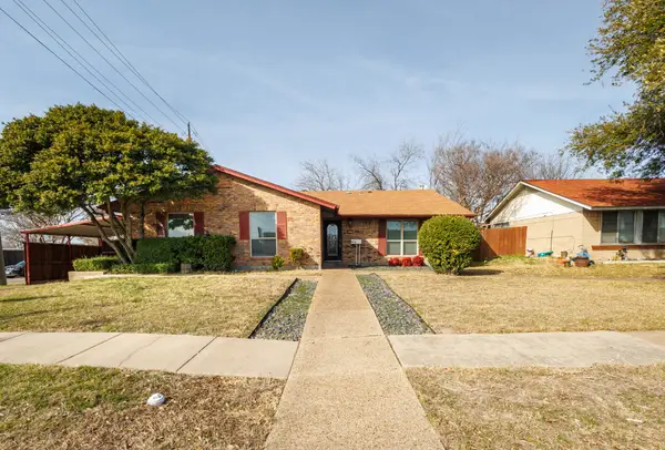 2101 Deerfield Drive, Carrollton, TX 75007