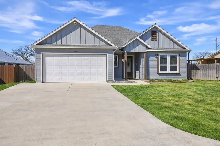 315 Ashwood Street, Azle, TX 76020 - #3