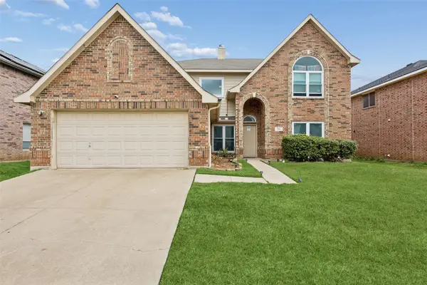 217 Matlock Meadow Drive, Arlington, TX 76002