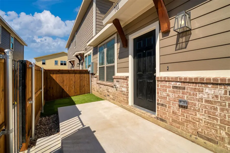 701-703-705-707 Harvest Moon Drive, Venus, TX 76084 - #3