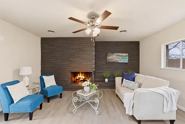 829 Joanna Drive, Hurst, TX 76053