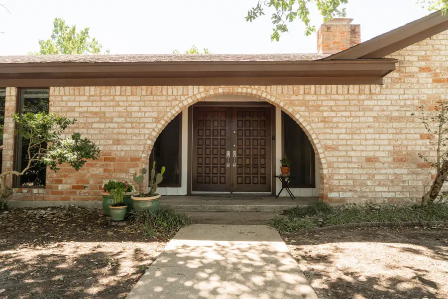 3300 Loma Vista Drive, Waco, TX 76708 - #2