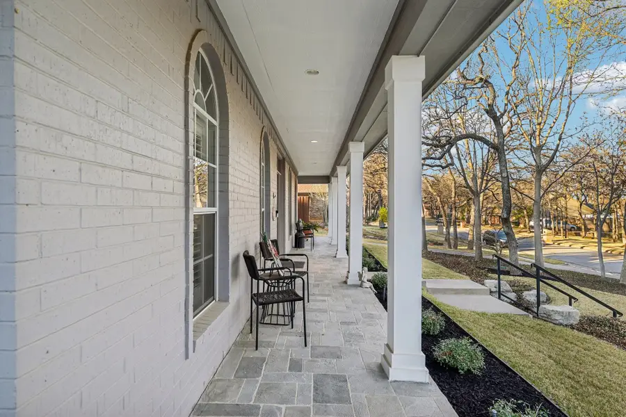 3809 Welwyn Way Drive, Bedford, TX 76021 - #3