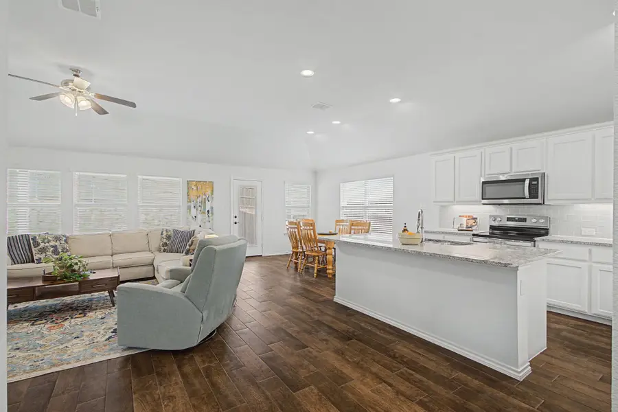 11701 Silver Queen Drive, Aubrey, TX 76227 - #2