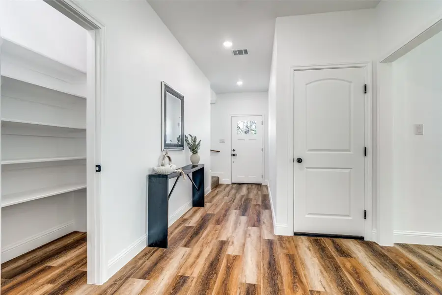 2621 Hillside Drive, Granbury, TX 76048 - #3