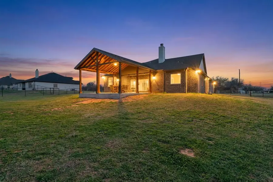 325 County Road 4764, Boyd, TX 76023 - #2