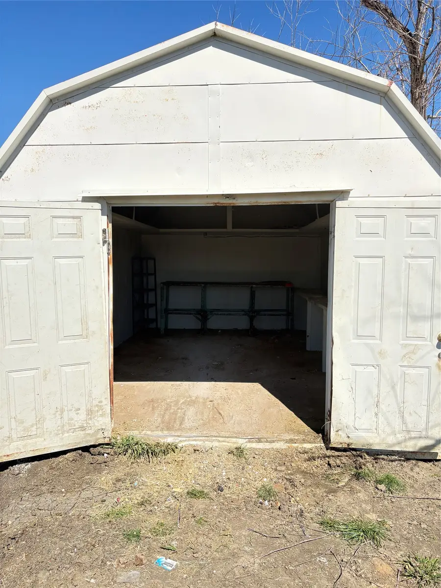 2985 Old Sherman Road, Whitesboro, TX 76273 - #3