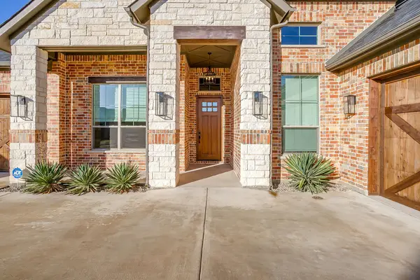 13921 E Riviera Drive, Fort Worth, TX 76028