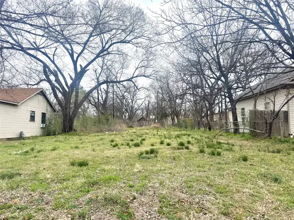 217 W Acheson Street, Denison, TX 75020