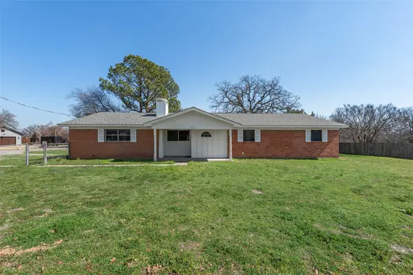 111 Joyce Drive, Argyle, TX 76226