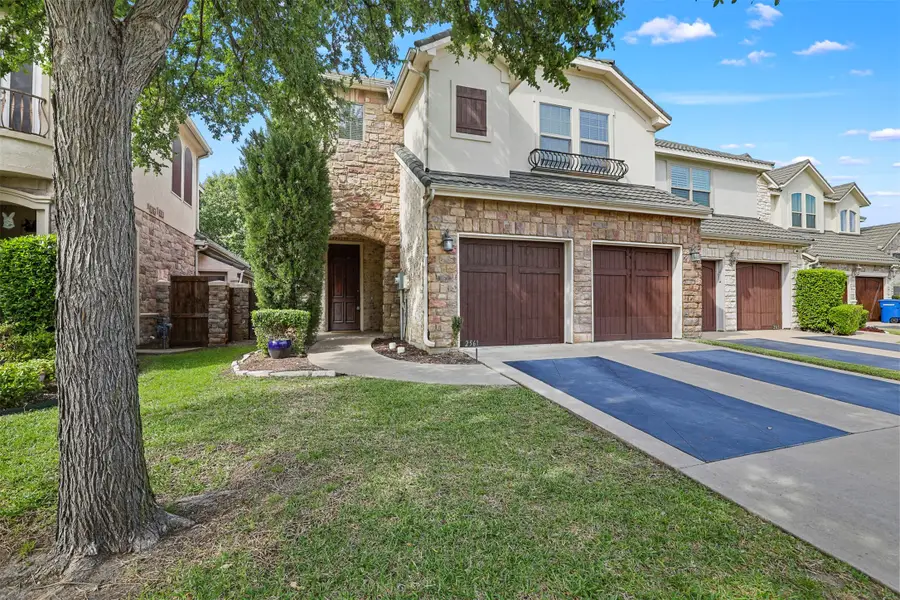 2561 Fountain Cove, Carrollton, TX 75006 - #2